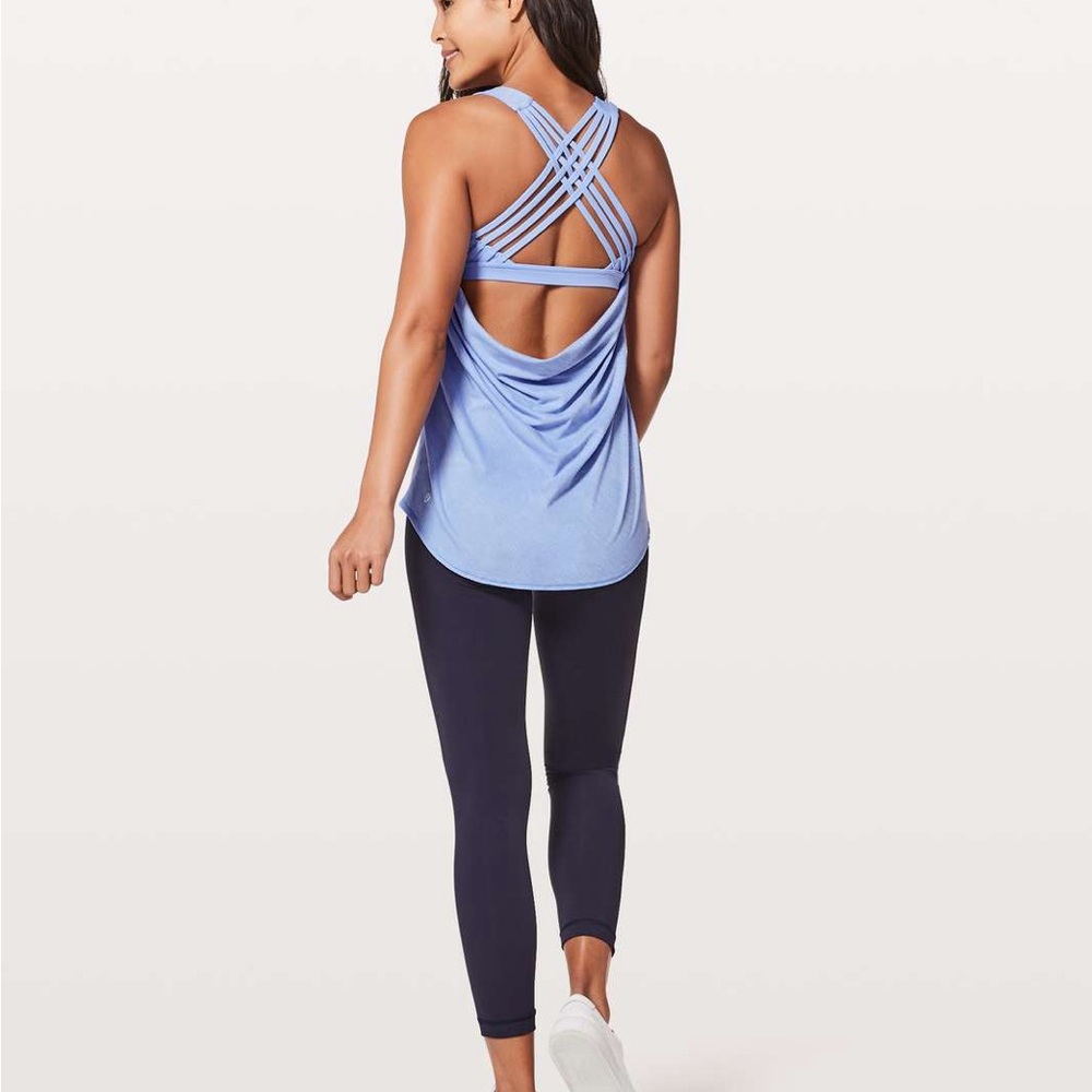 Lululemon Wild Tank Straps Built in Bra Hydrangea Blue Size 6